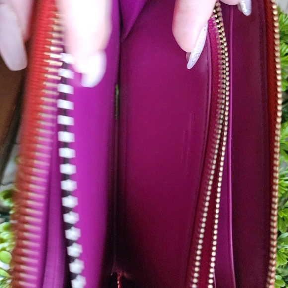 Henri Bendel Zippy Long Wallet Orange - Picture 9 of 12